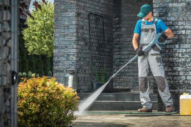 Best Animal Enclosure Cleaning  in Orange Cove, CA